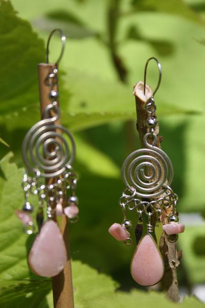Boucles d'oreilles en quartz rose modèle nazca.