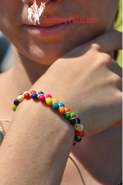 Bracelet ajustable en graines multicolores