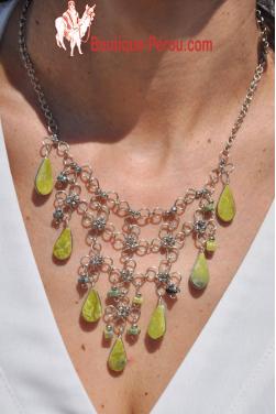 Collier Nusta en Serpentine.