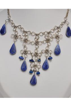 Collier Nusta en lapis-lazuli.