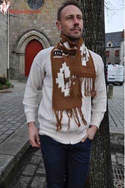 Écharpe homme figure Lama en lainé d'alpaga
