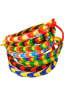 Lot de huit bracelets indien porte bonheur aux couleurs de l'été.