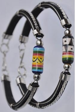 Bracelet en cuir arc en ciel