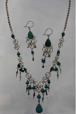 Parure bijoux Qosqo pierre turquoise