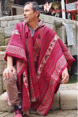 Poncho Pachatata rouge des Andes