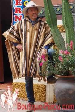 Poncho Chaman beige.