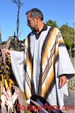 Ponchos alpaga Homme Boutique Pérou Poncho Qosqo blanc en laine Ponchos alpaga Homme