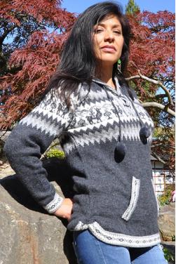 Pull pour dame en laine d'alpaga de couleur gris