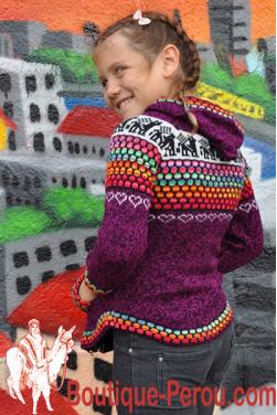 Gilet enfant à capuche avec un magnifique mélange de couleurs de l’arc-en-ciel.