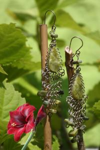 Boucles d'oreilles en pierre serpentine modele kantuta.